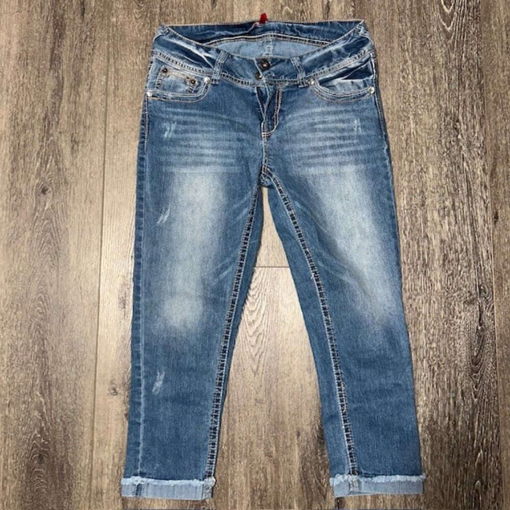 Bongo Jeans Capris Womens 11 Embroidered Rolled Cuff Distressed Stretch Mid Rise
